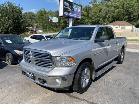 2015 RAM 1500 SLT