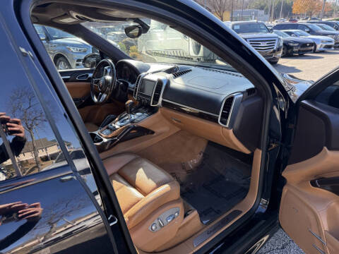 2016 Porsche Cayenne GTS