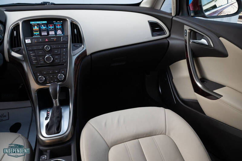 2014 Buick Verano Leather Group