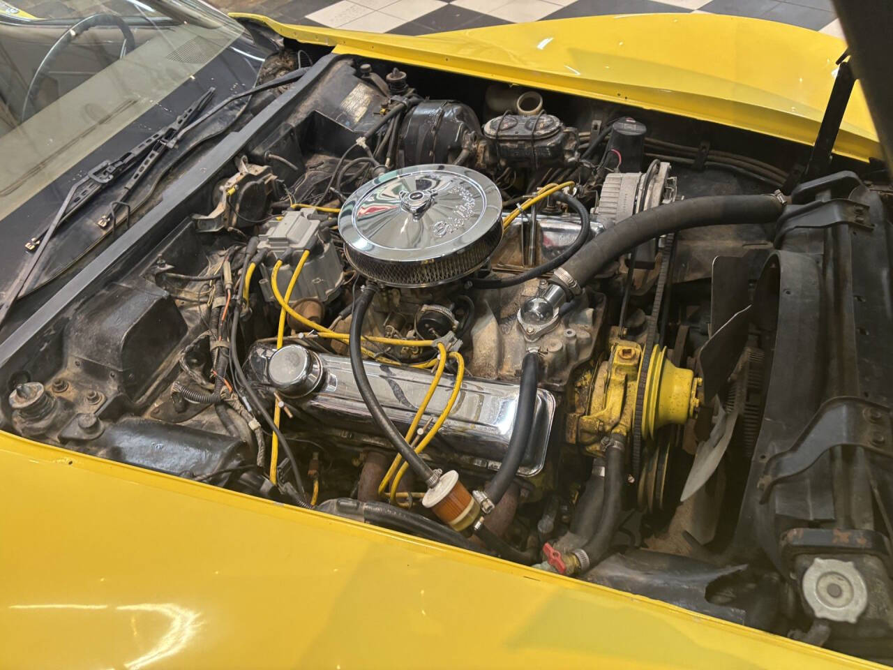 1975 Chevrolet Corvette 20