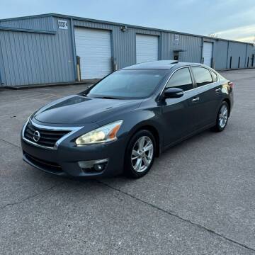 2013 Nissan Altima for sale at Humble Like New Auto in Humble TX
