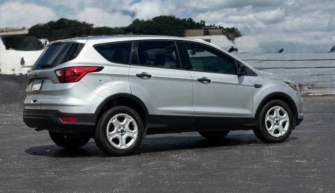 2019 Ford Escape S