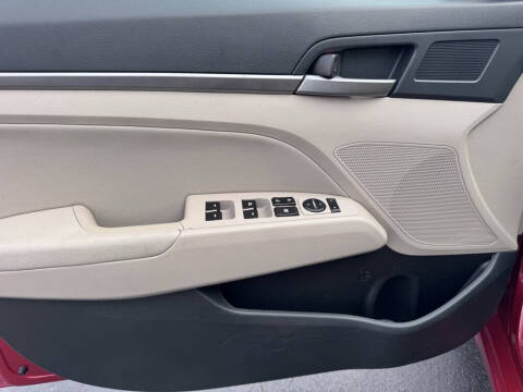 2018 Hyundai Elantra