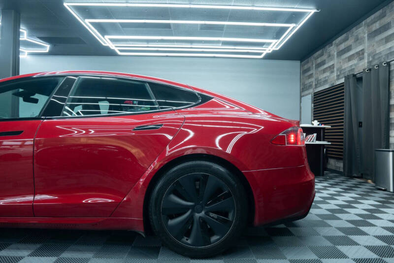 2021 Tesla Model S Long Range