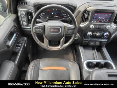 2021 GMC Sierra 1500 AT4