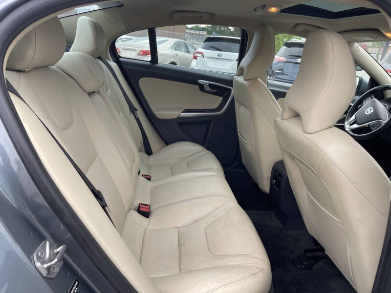 2016 Volvo S60 T5 Drive-E Premier