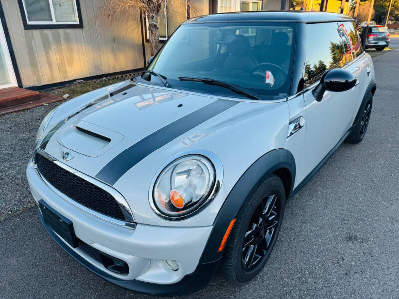 Used 2013 MINI Cooper S with VIN WMWSV3C57DT393015 for sale in Tacoma, WA