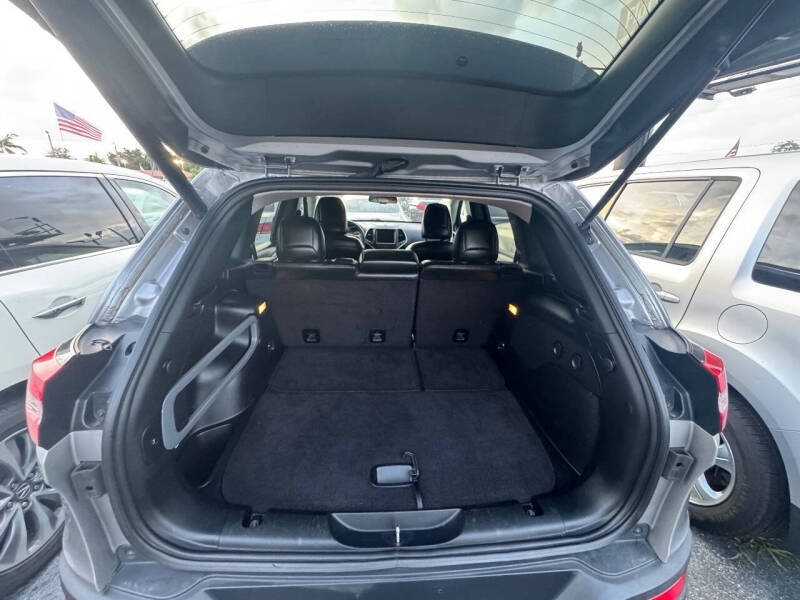 2017 Jeep Cherokee Trailhawk L Plus