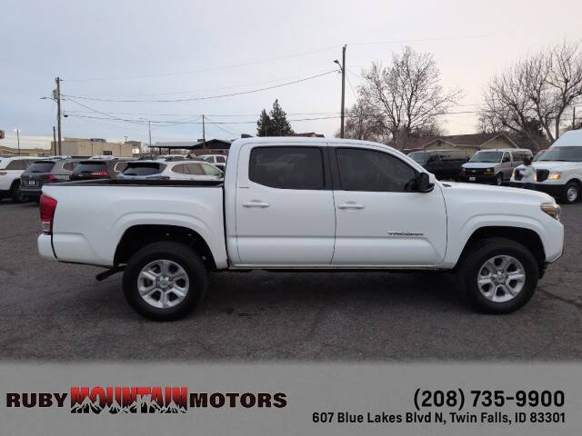 2017 Toyota Tacoma SR