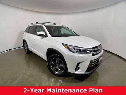 2019 Toyota Highlander for sale at Smart Motors in Madison WI
