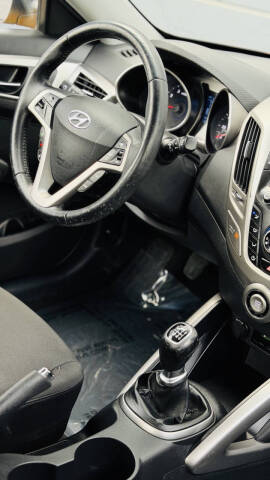 2013 Hyundai Veloster RE MIX