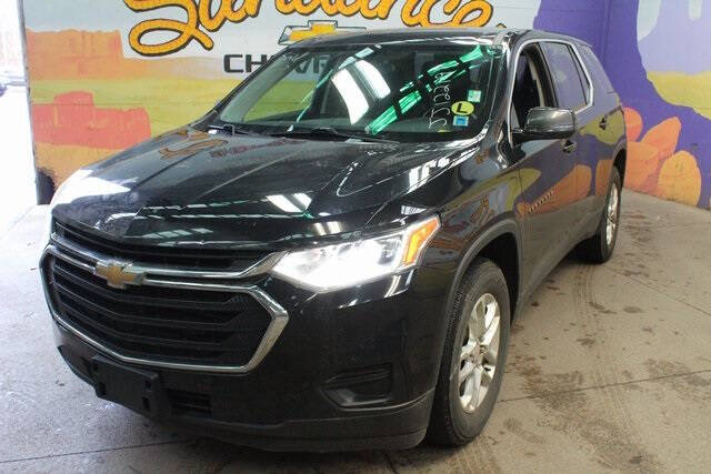 Used 2018 Chevrolet Traverse LS with VIN 1GNERFKW1JJ122191 for sale in Grand Ledge, MI