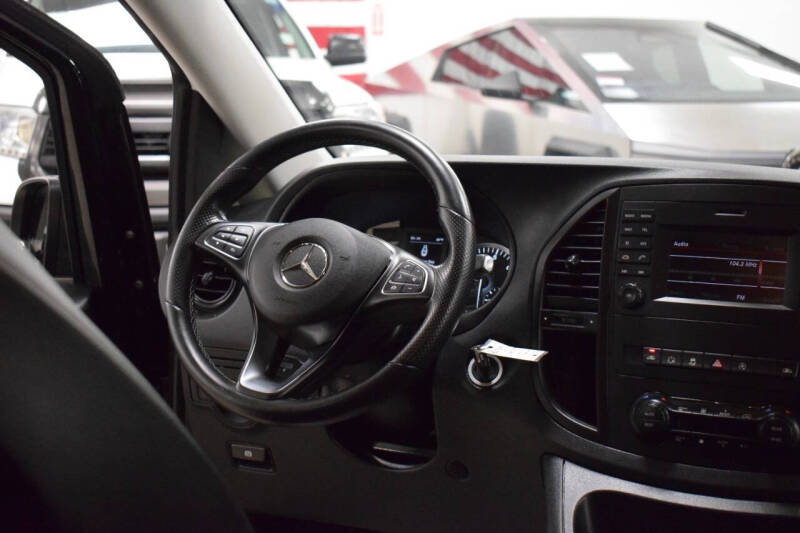 2019 Mercedes-Benz Metris Passenger