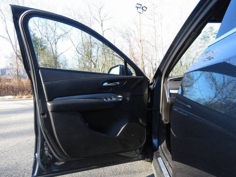 2019 Cadillac XT4 Premium Luxury