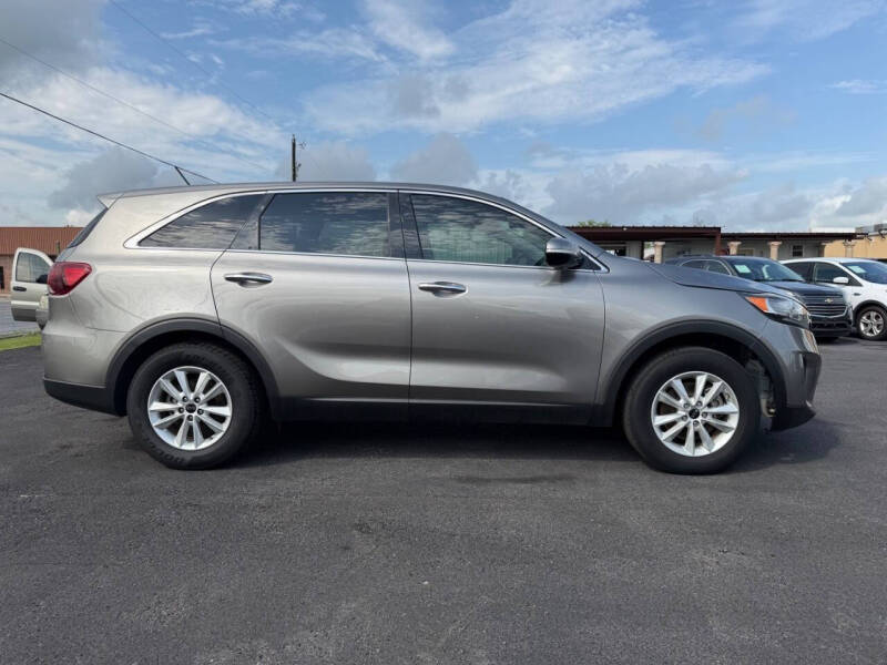 2019 Kia Sorento LX