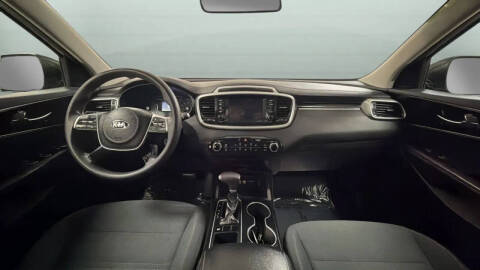 2019 Kia Sorento L