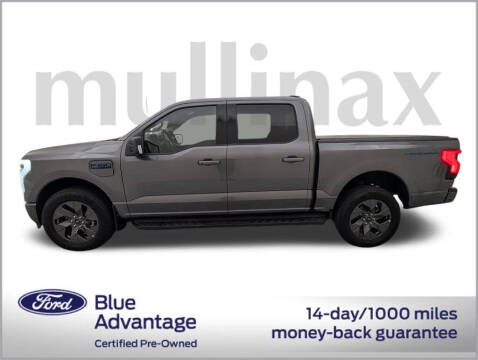 2025 Ford F-150 Lightning Flash