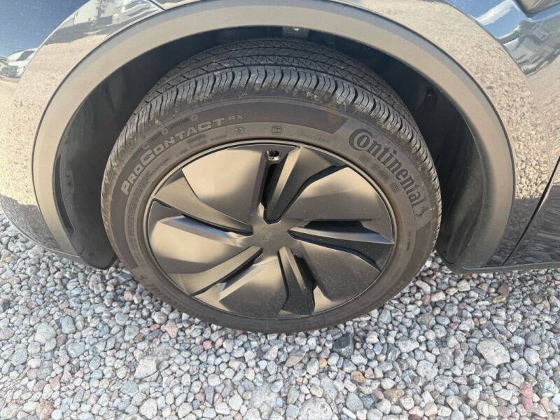2026 Tesla Model Y Premium