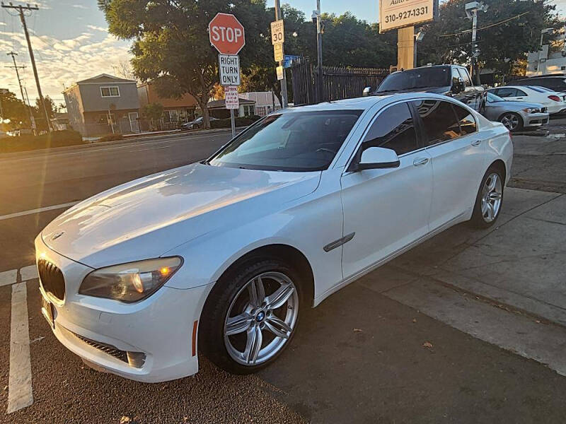 2012 BMW 7 Series 740i