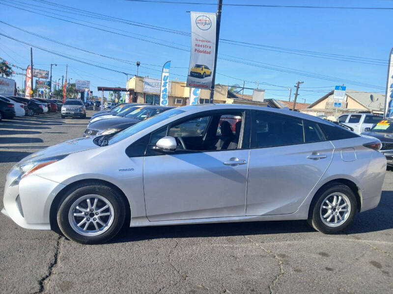 2018 Toyota Prius Two