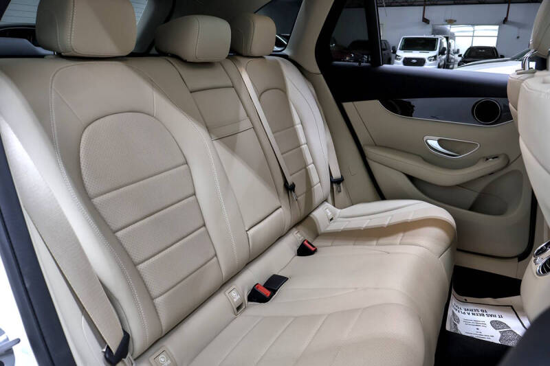 2022 Mercedes-Benz GLC GLC 300