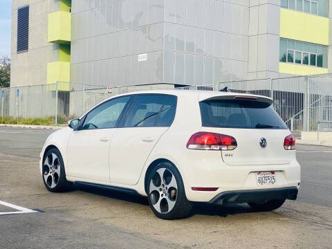 2012 Volkswagen GTI Base PZEV