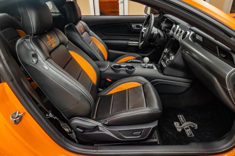 2020 Ford Mustang