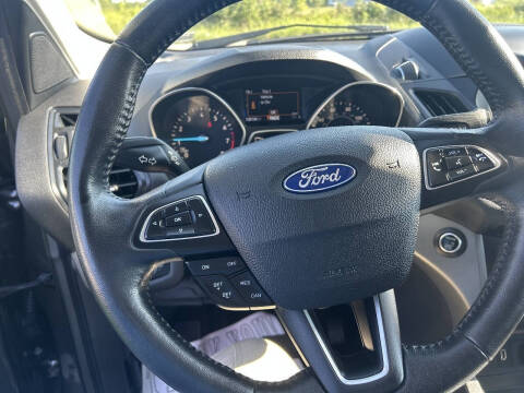 2019 Ford Escape SEL