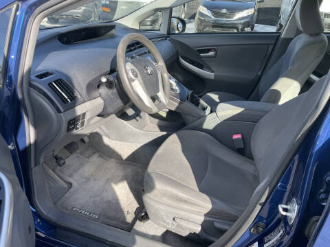 2010 Toyota Prius II