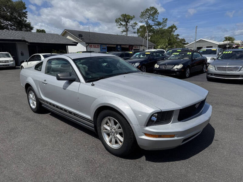 2008 Ford Mustang V6 Deluxe