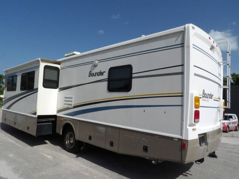 2004 Fleetwood RV 35e