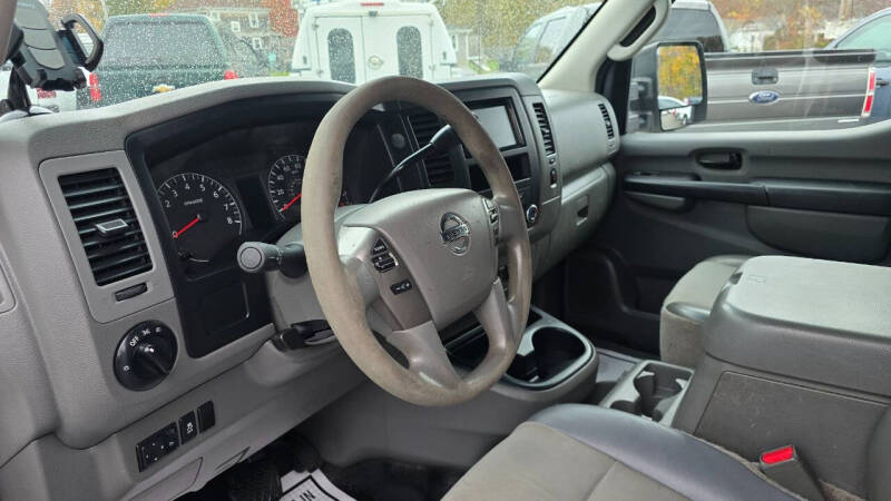 2015 Nissan NV 3500 HD SL