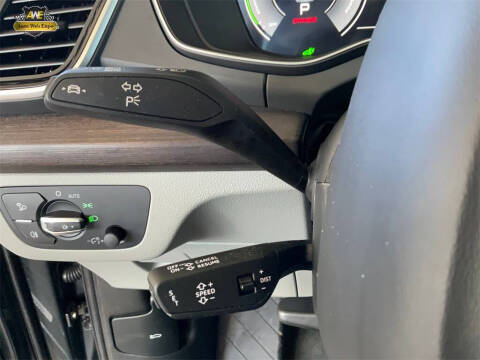 2024 Audi Q5 e quattro S line Premium 55 TFSI