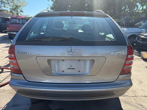 2005 Mercedes-Benz C-Class C 240 4MATIC