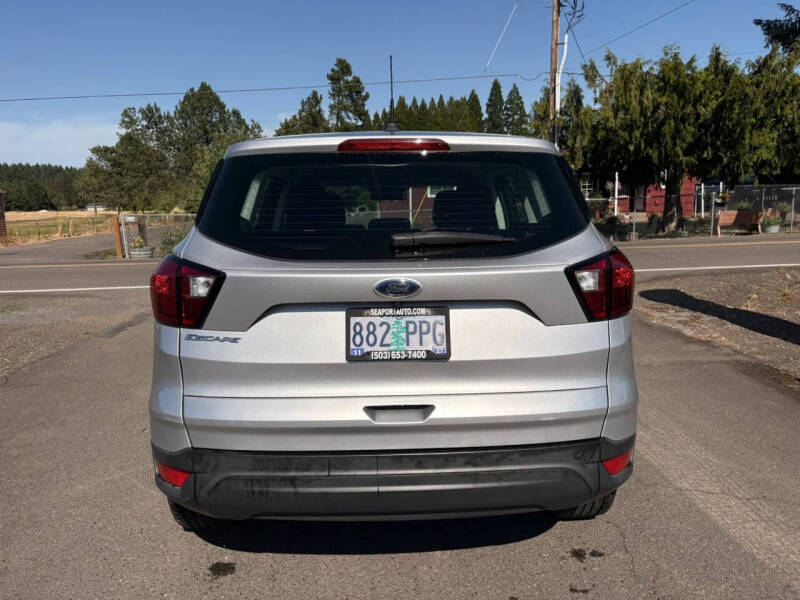 2019 Ford Escape S
