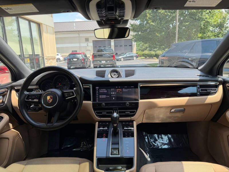 2023 Porsche Macan