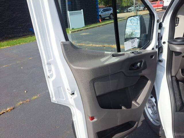 2025 Ford Transit