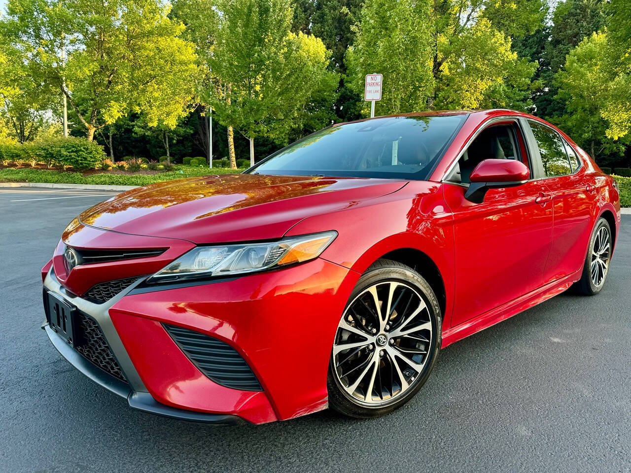 2019 Toyota Camry for sale at MISHA MASTER MOTORZ LLC in Portland, OR