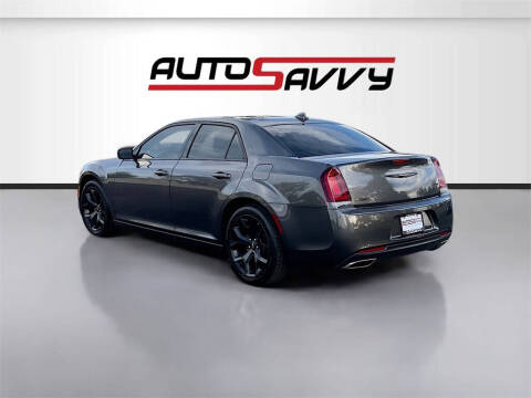 2022 Chrysler 300 Touring