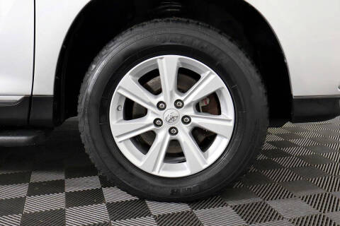 2011 Toyota Highlander SE