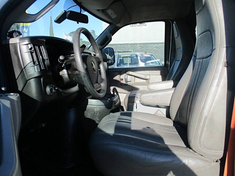 2018 Chevrolet Express 2500