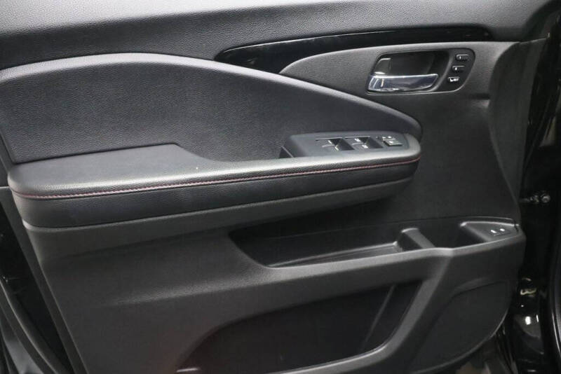 2022 Honda Pilot Black Edition