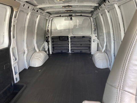 2024 GMC Savana 2500