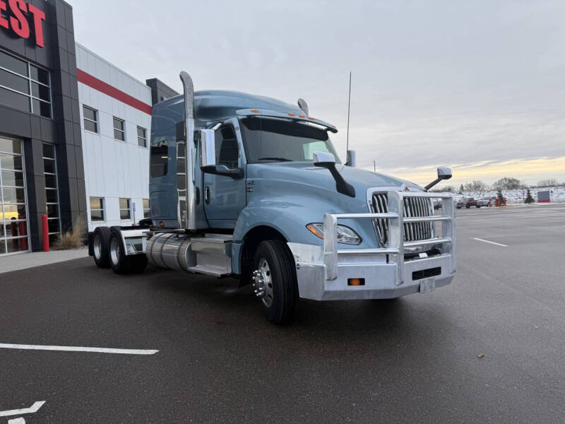 2019 International LT625