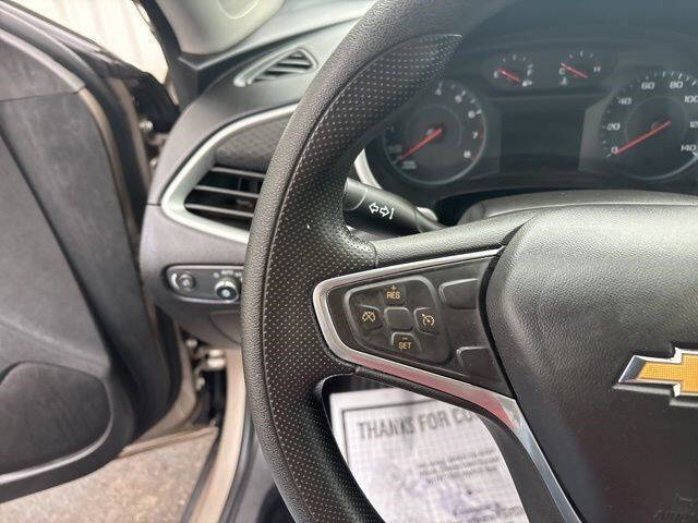 2022 Chevrolet Malibu LS