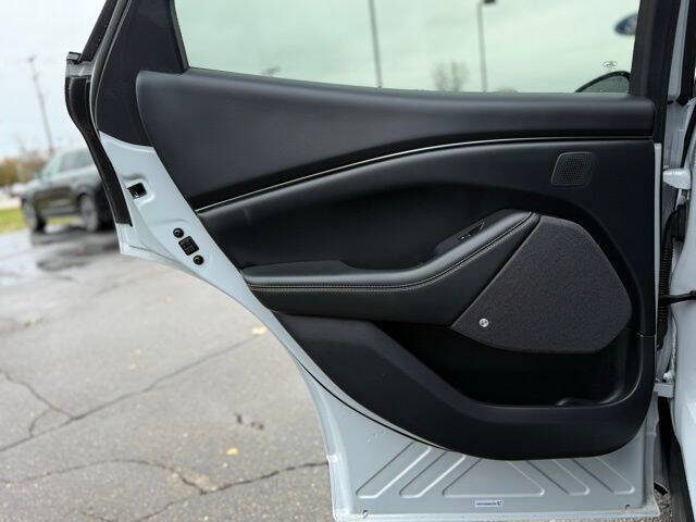 2022 Ford Mustang Mach-E Premium