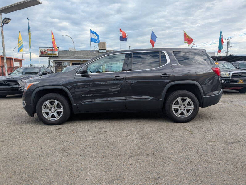 2017 GMC Acadia SLE-1