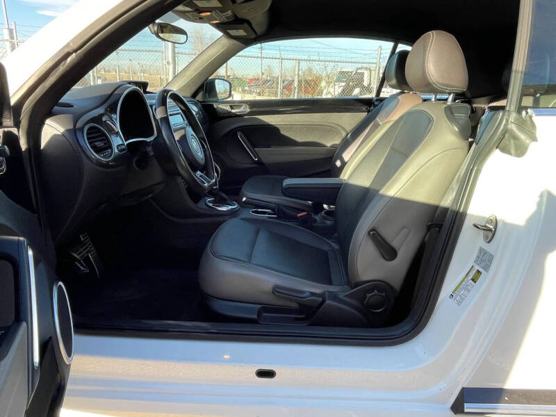 2013 Volkswagen Beetle Convertible