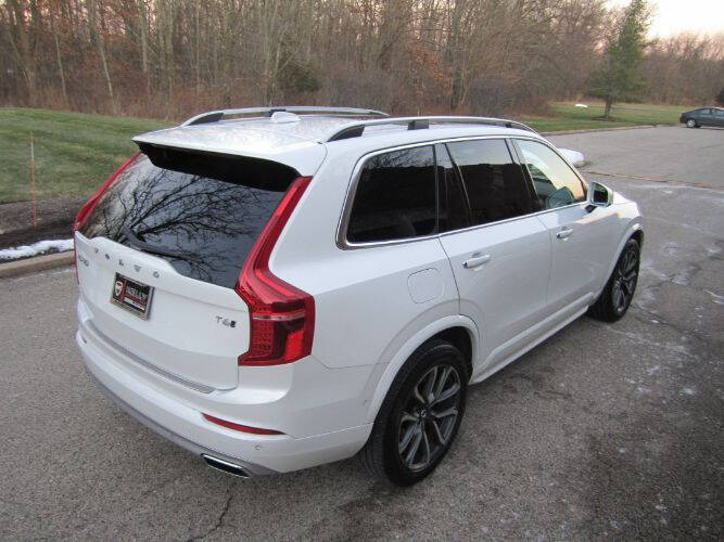 2018 Volvo XC90 T6 Momentum