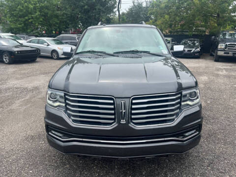 2017 Lincoln Navigator Select